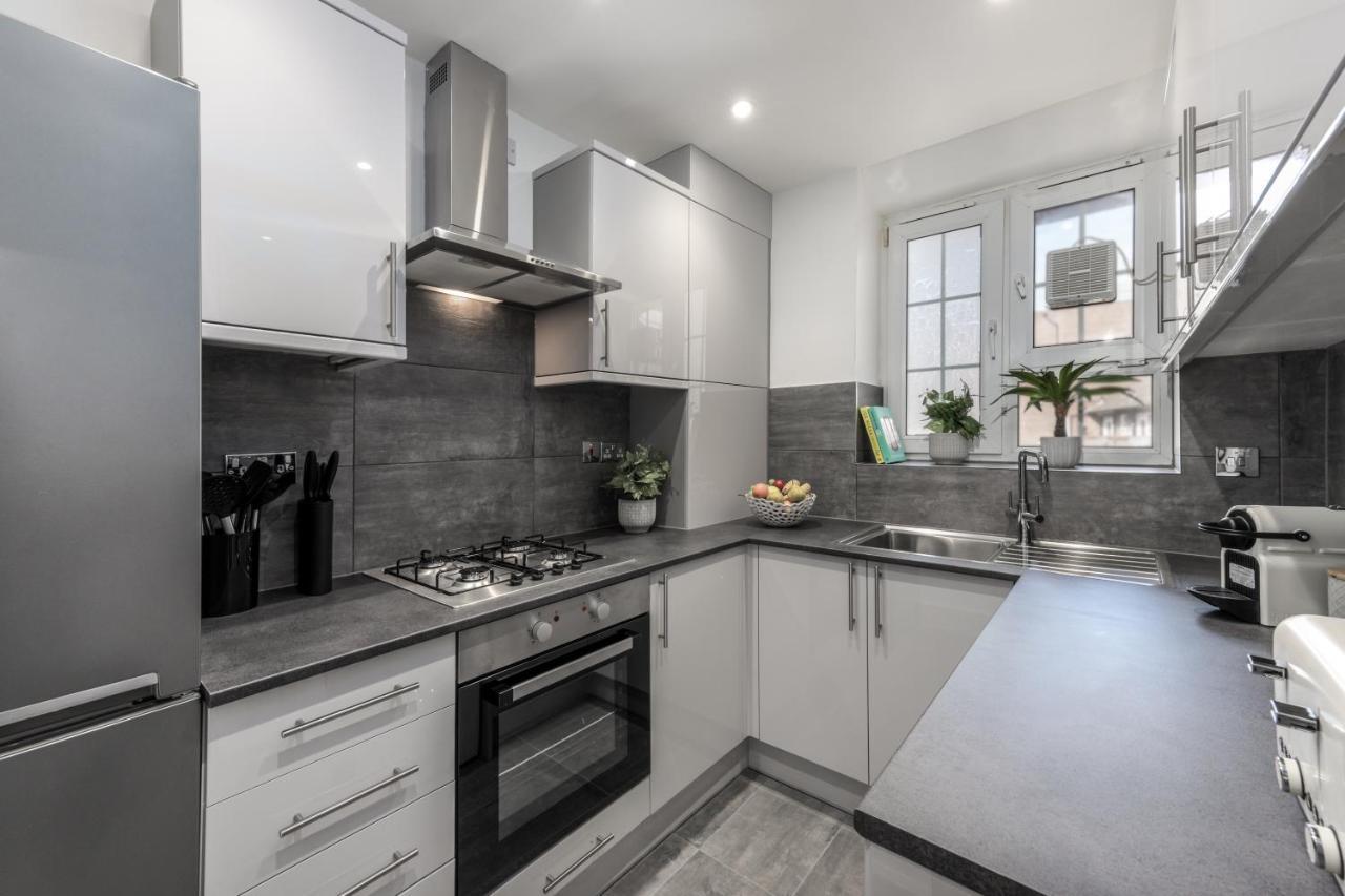 Cosy 4-Bedroom Apartment Next To Borough ลอนดอน ภายนอก รูปภาพ