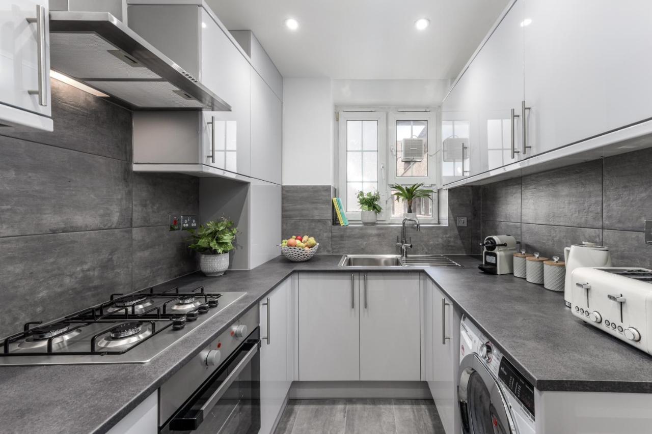 Cosy 4-Bedroom Apartment Next To Borough ลอนดอน ภายนอก รูปภาพ