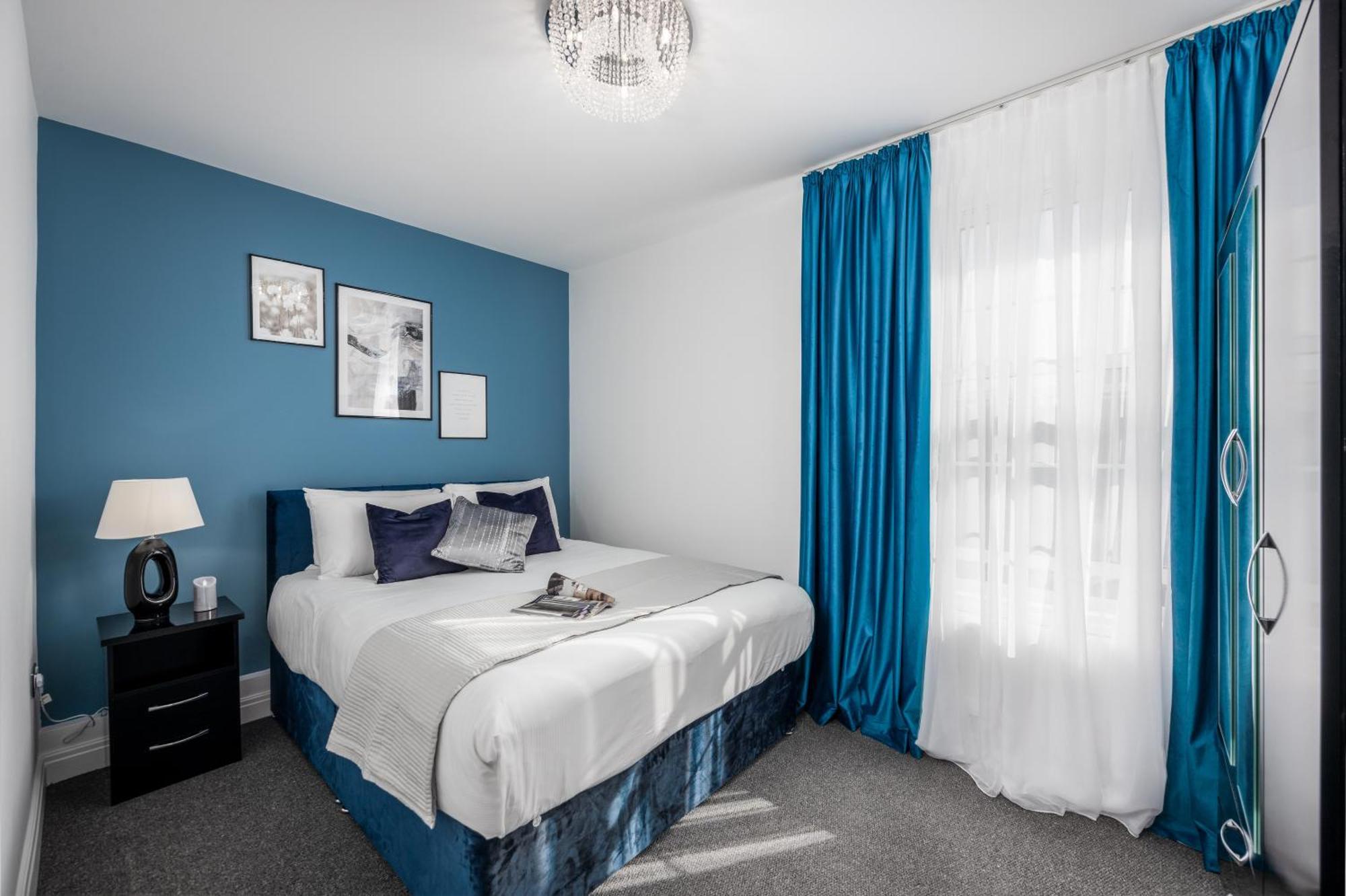 Cosy 4-Bedroom Apartment Next To Borough ลอนดอน ภายนอก รูปภาพ